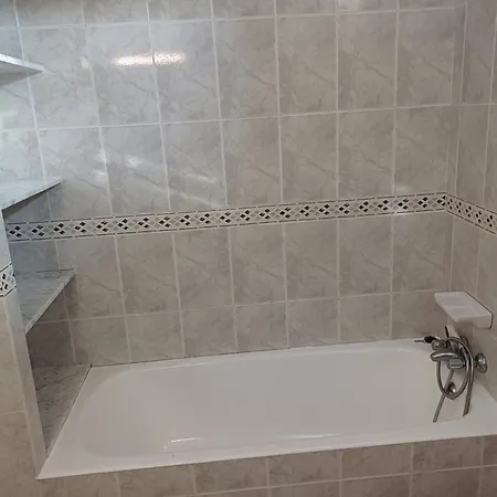 Sarga Sentirgalicia 3*
