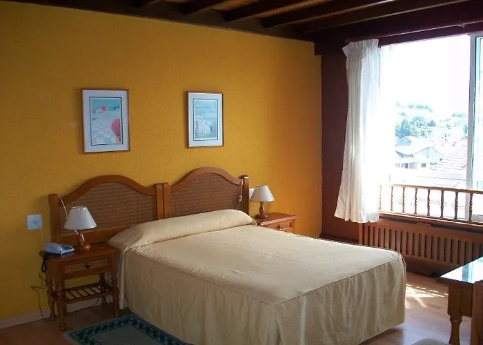 Hotel Sarga Sentirgalicia Cabañas